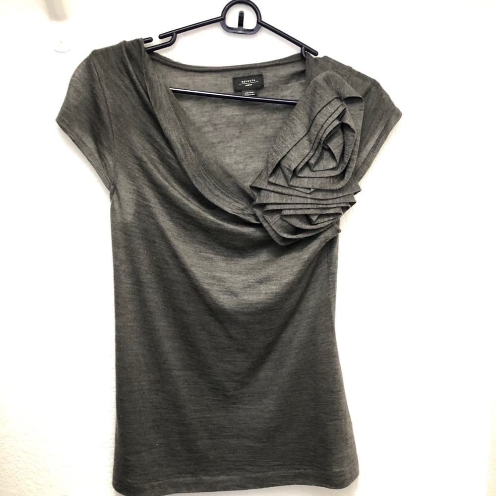 STUNNING Grey Short Sleeve Shirt from Anthropology